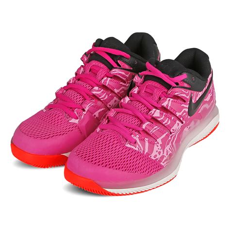 hot pink Nike sneakers women